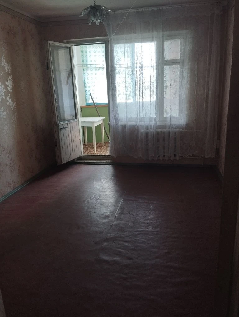 Продам 3х комнатную квартиру. Югок.