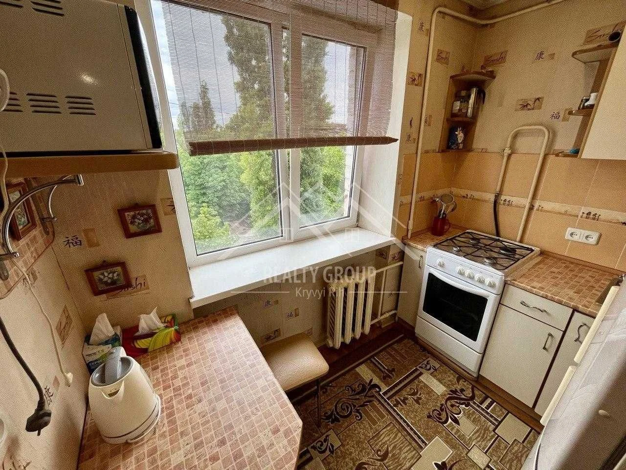 1-bedroom apartment for sale with furniture and appliances in CSM district on Kalnishevsk Street