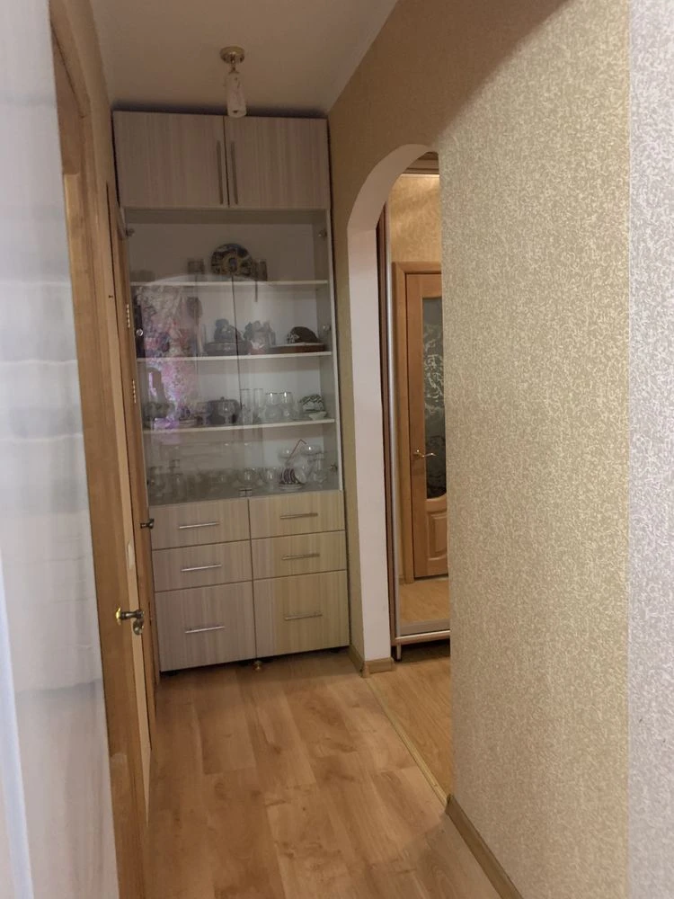 For Sale: 2-bedroom apartment in Kryvyi Rih (Karachuny district)