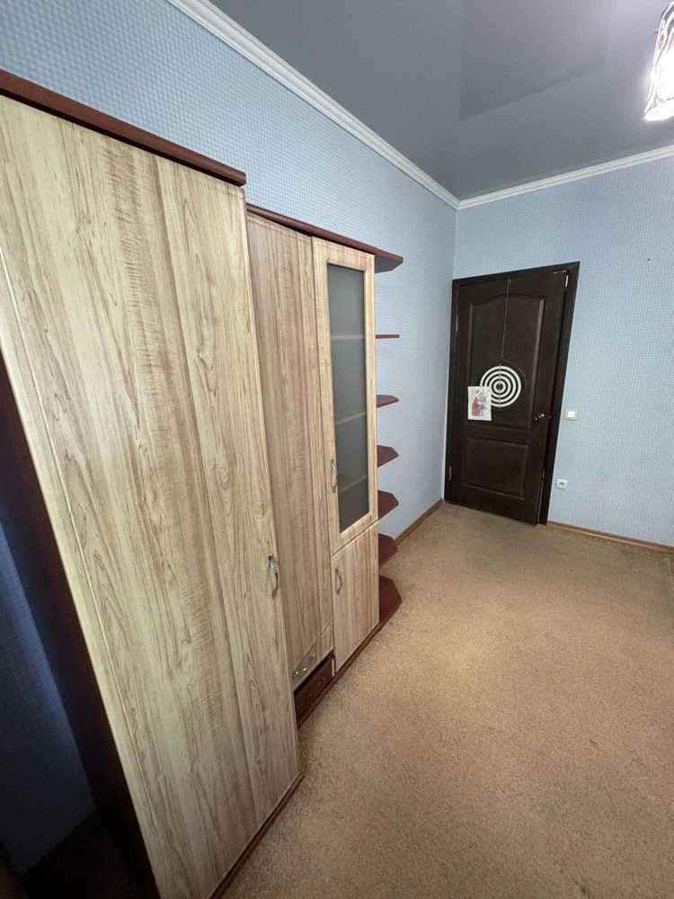 Продается 2-комнатная квартира в районе Металурги.
