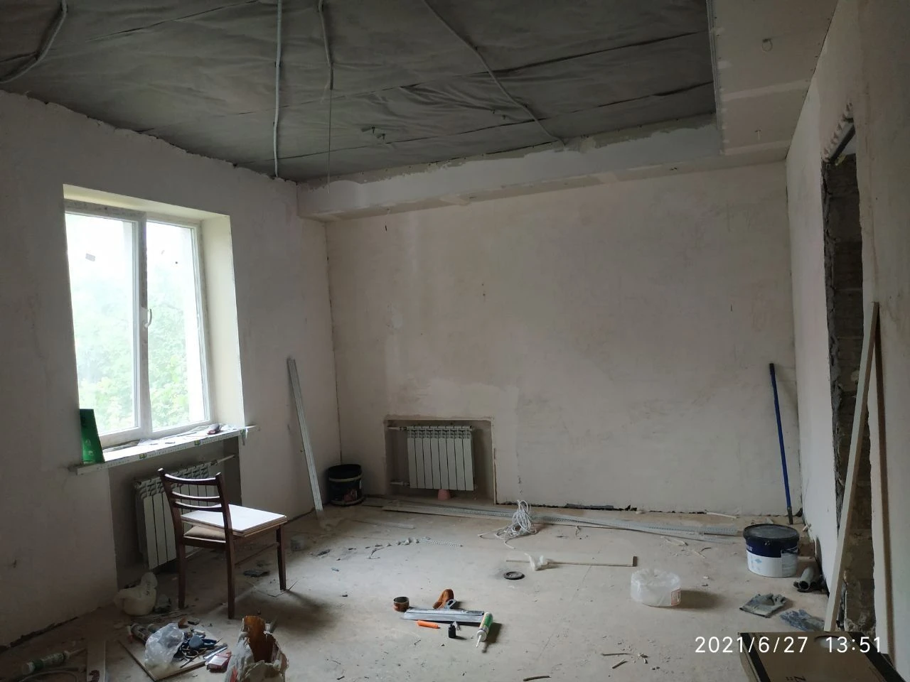 Sale of a 3-room apartment in a quiet area of the "East (Sunrise)" social town.