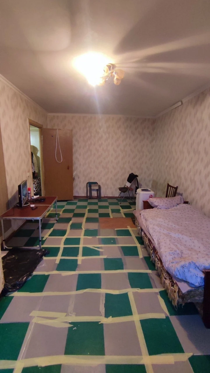 1-room apartment in Sevnog, non-corner, everything nearby