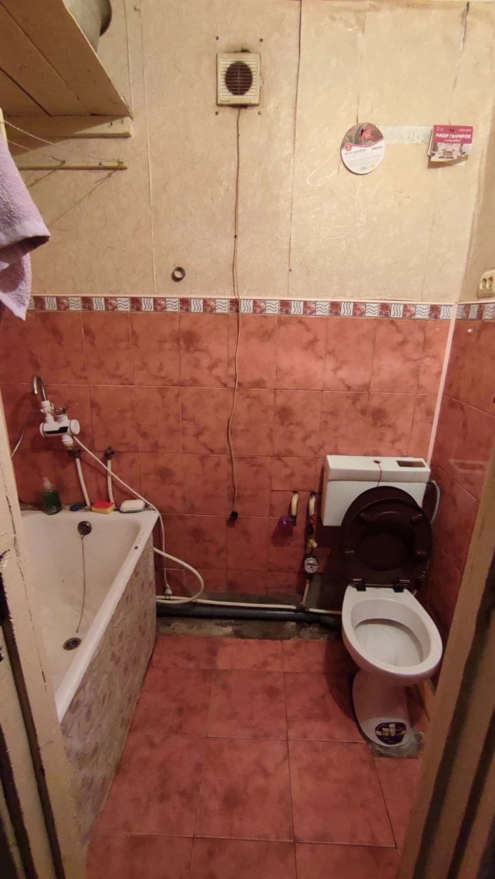 1-room apartment in Sevnog, non-corner, everything nearby