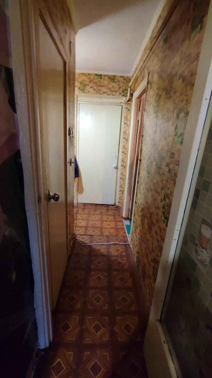 1-room apartment in Sevnog, non-corner, everything nearby