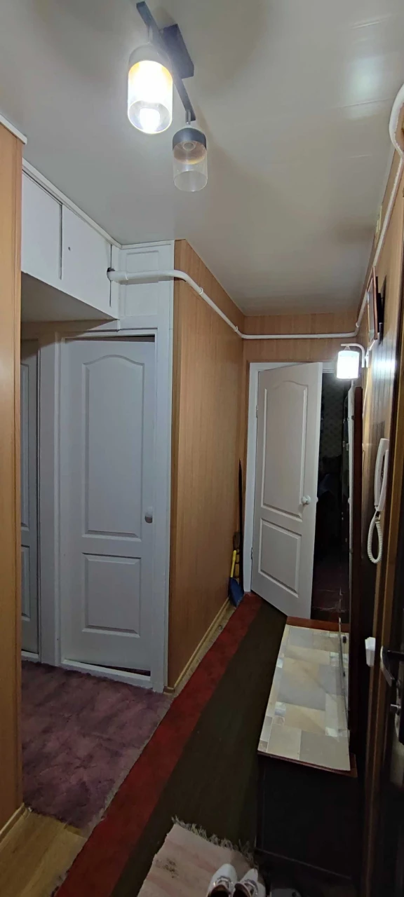 Продается 4-х комнатная квартира. Кольцо 129 квартала. Є-від