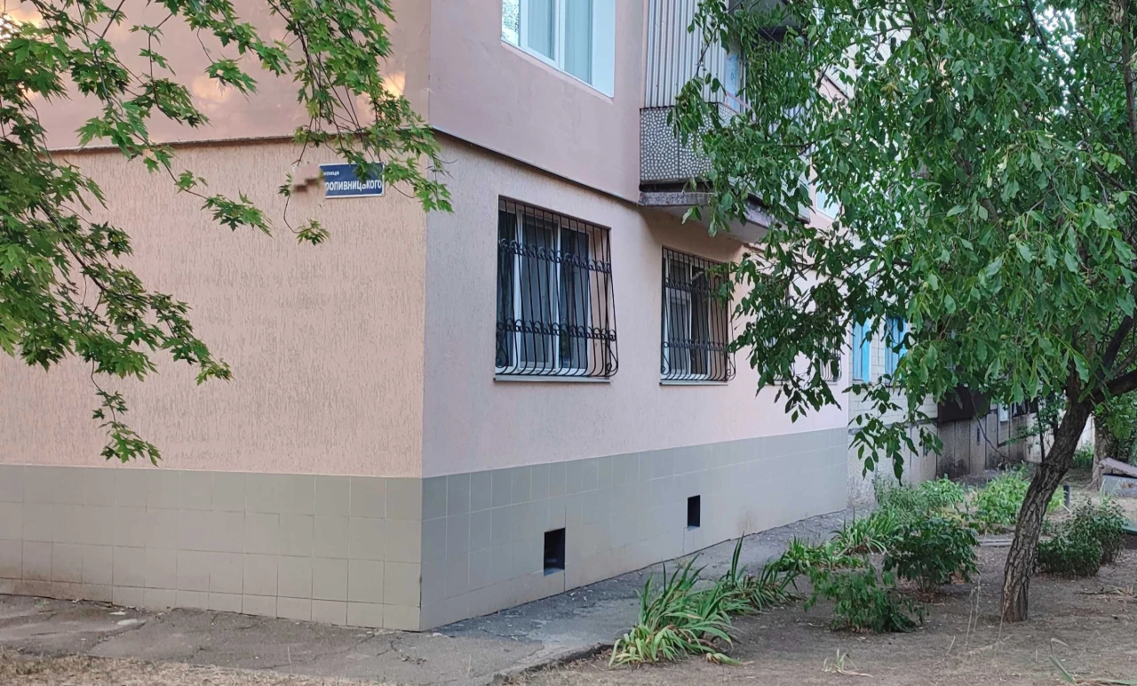 Продается 4-х комнатная квартира. Кольцо 129 квартала. Є-від