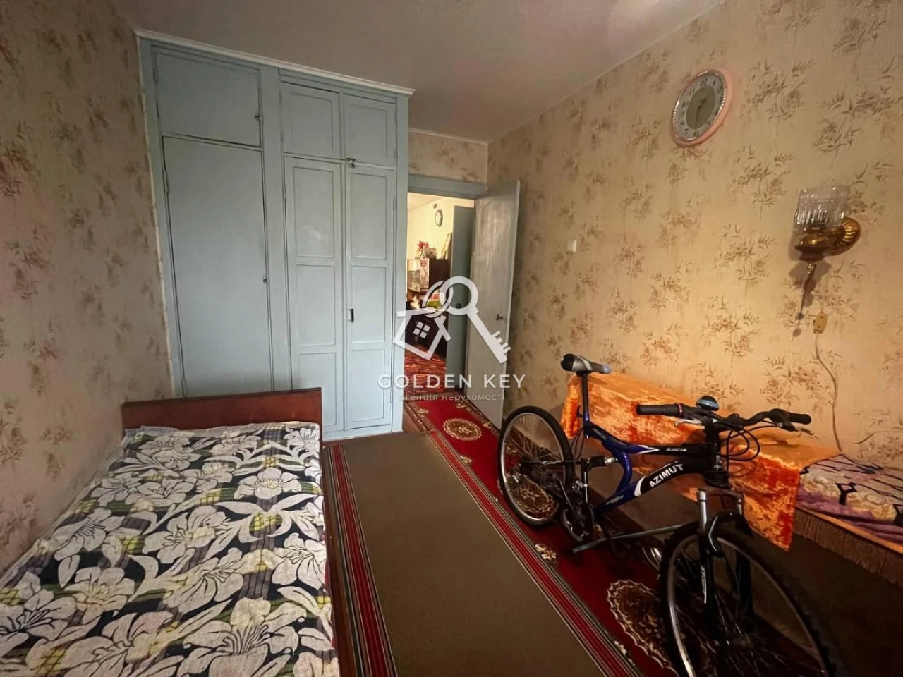 Продаж двокімнатній квартири на вул. Карбишева, 13 (17-й квартал)
