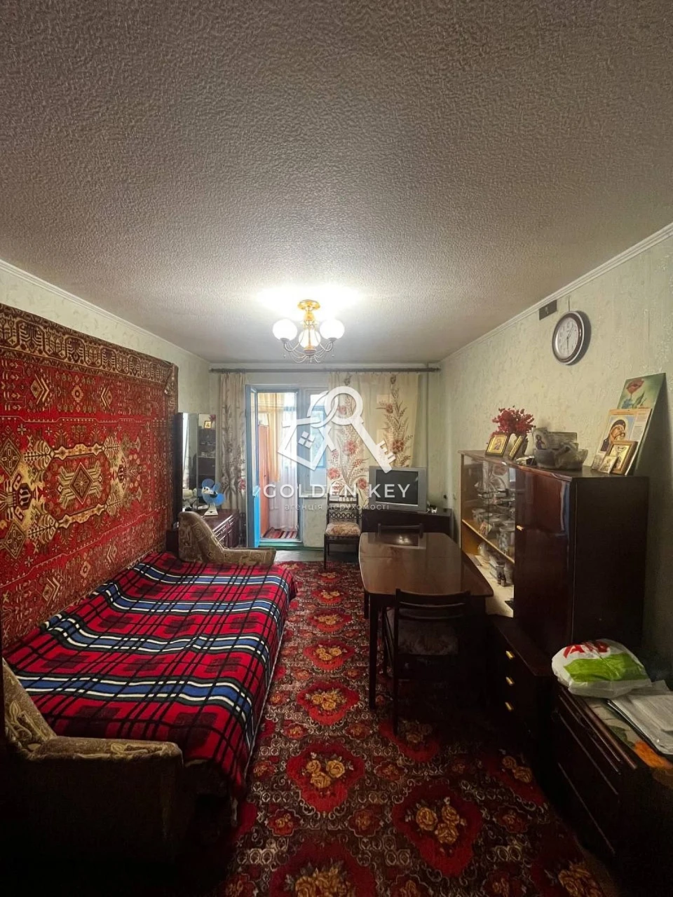 Продаж двокімнатній квартири на вул. Карбишева, 13 (17-й квартал)
