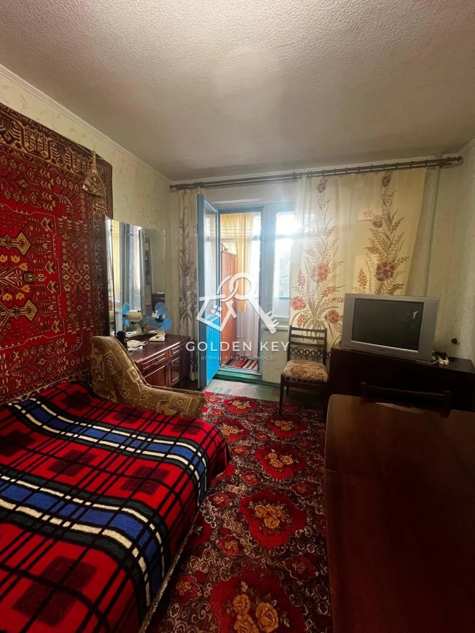 Продаж двокімнатній квартири на вул. Карбишева, 13 (17-й квартал)