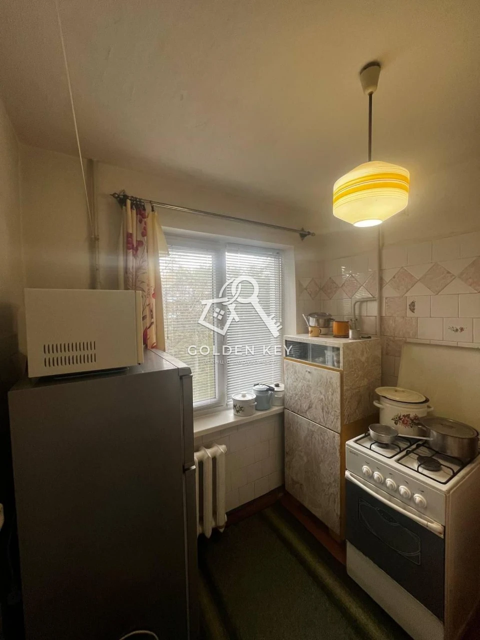 Продаж двокімнатній квартири на вул. Карбишева, 13 (17-й квартал)