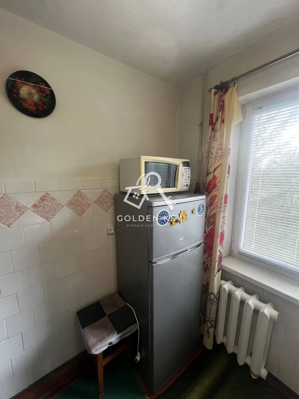 Продаж двокімнатній квартири на вул. Карбишева, 13 (17-й квартал)