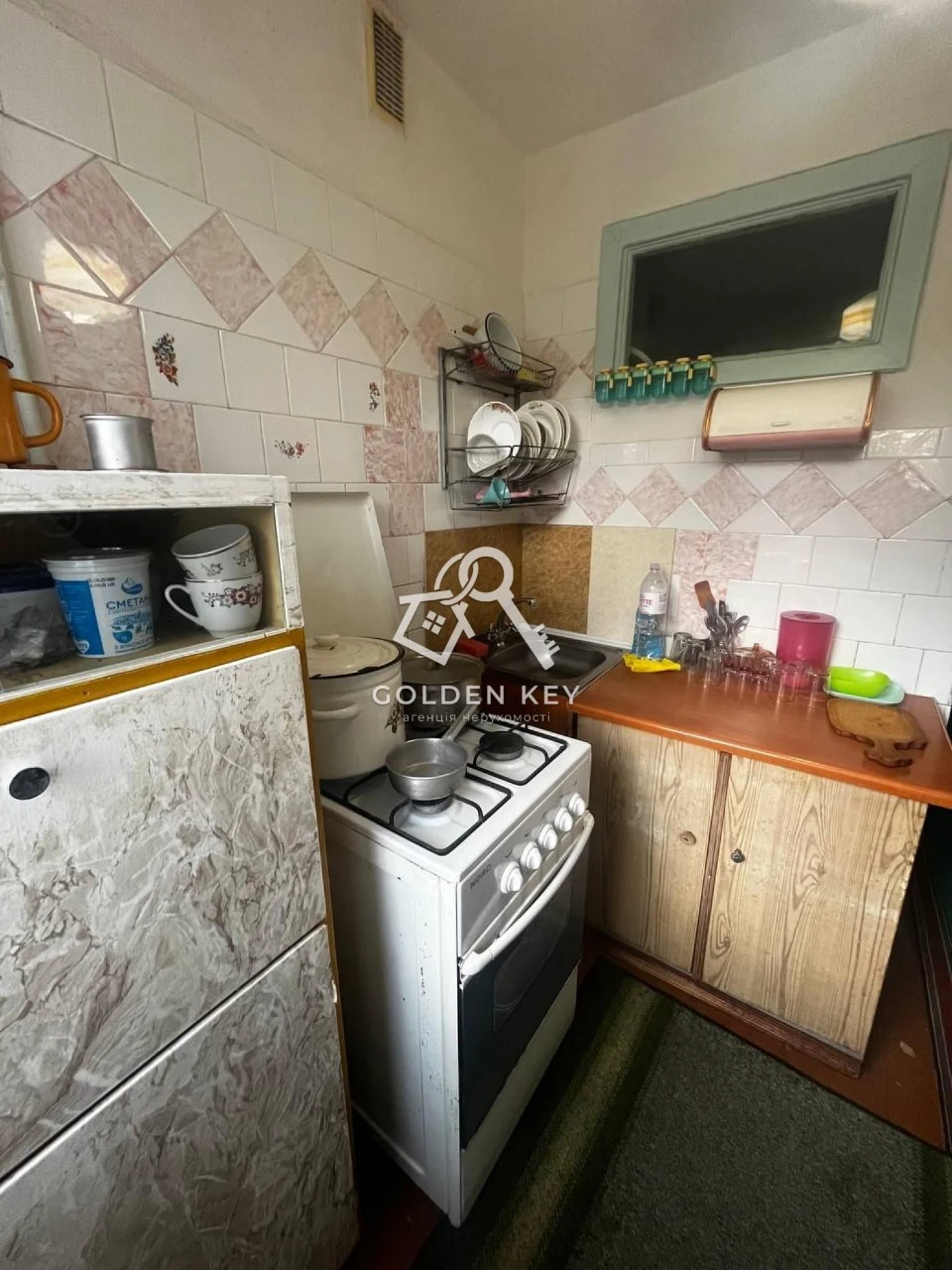 Продаж двокімнатній квартири на вул. Карбишева, 13 (17-й квартал)