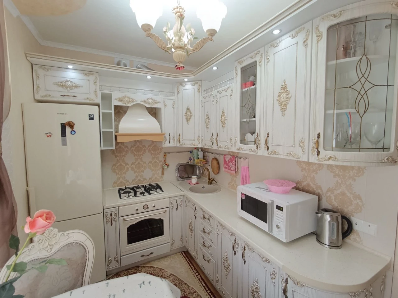 Продам Сталинку на проспекте Карла Маркса в историческом цен