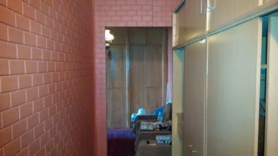 For sale is a 3-room apartment on Artem, Balakina (Pavla Glazo)