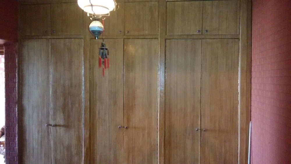 For sale is a 3-room apartment on Artem, Balakina (Pavla Glazo)