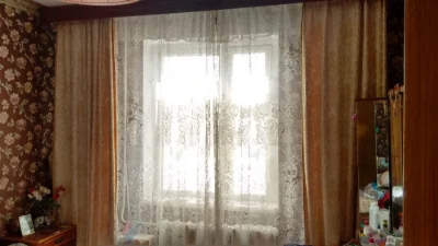 For sale is a 3-room apartment on Artem, Balakina (Pavla Glazo)