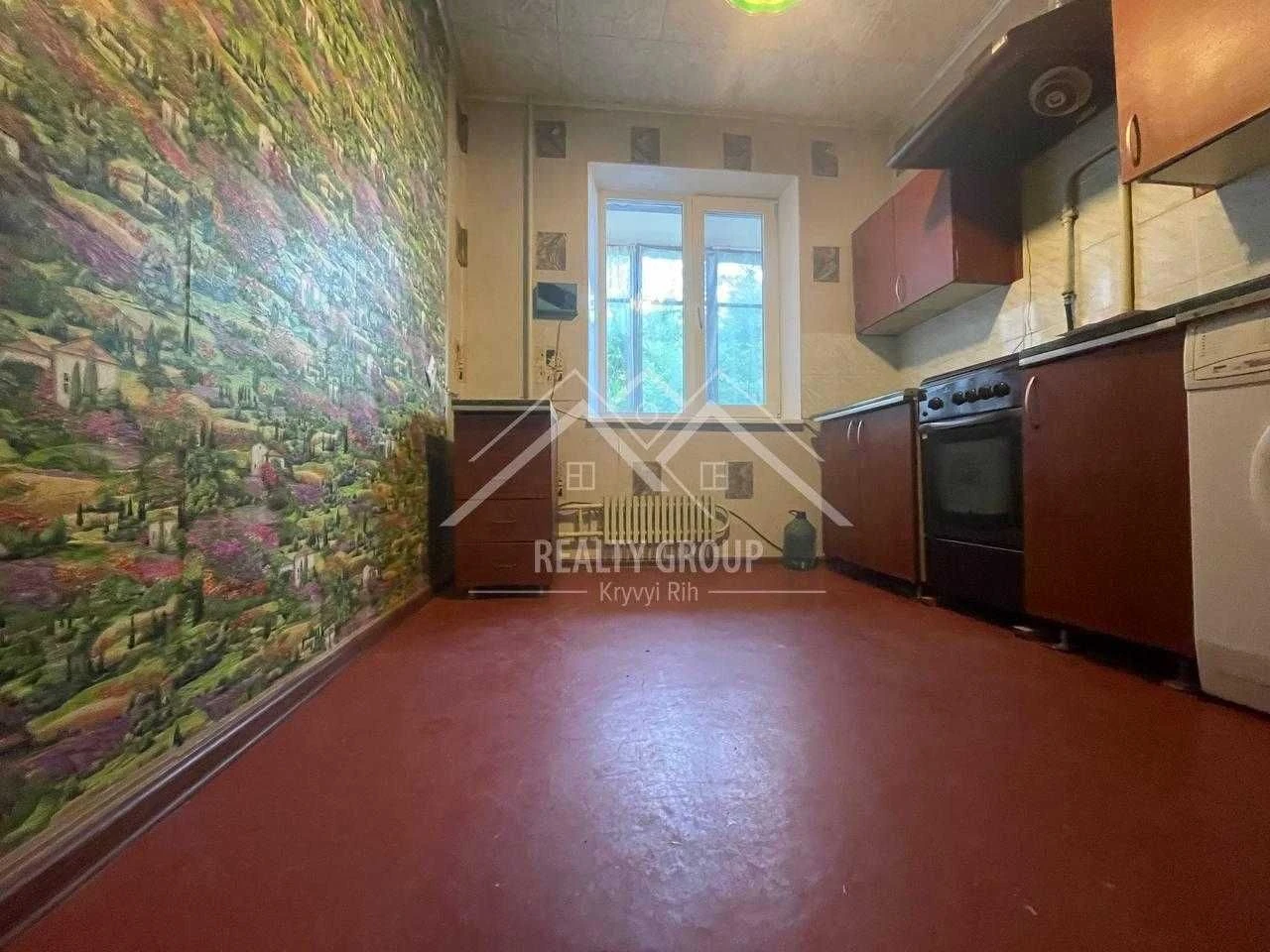 Sale of a 3-room apartment on Sichnoho-1 (Boulevard European)