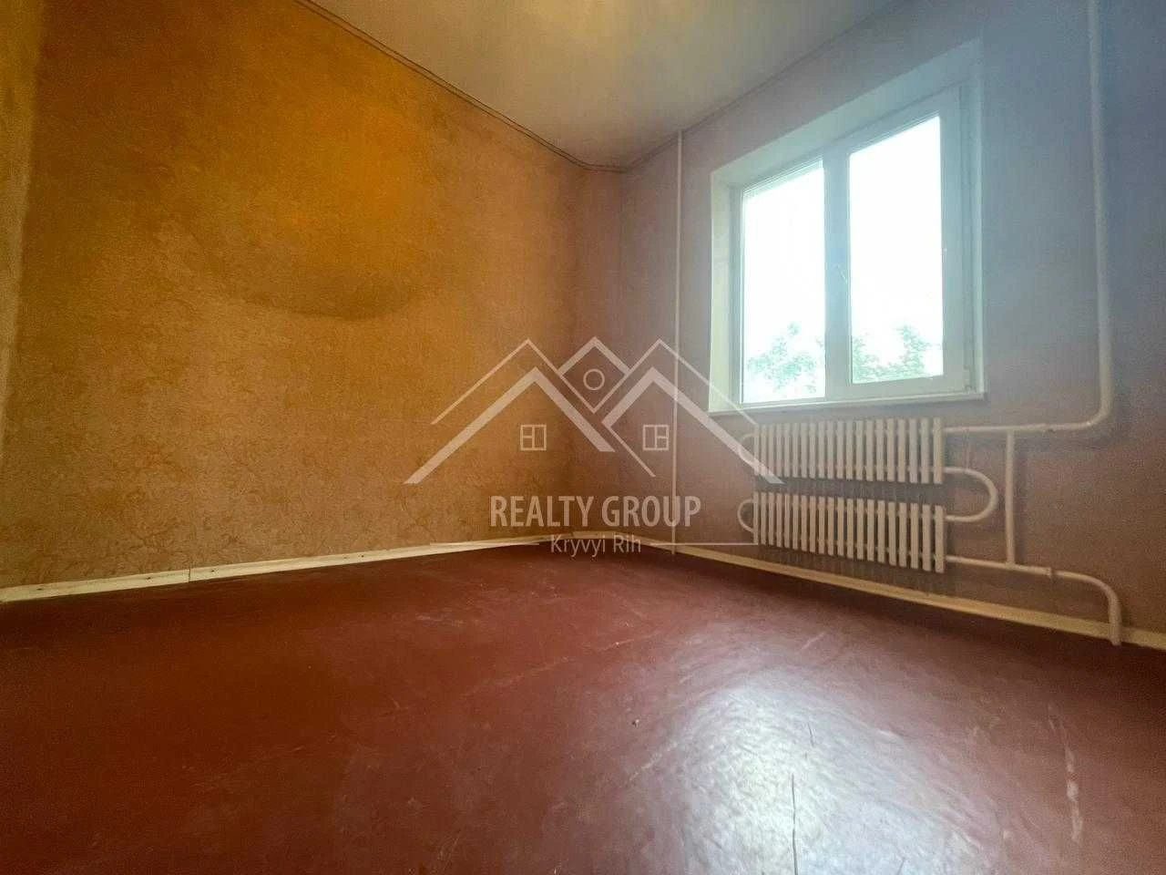 Sale of a 3-room apartment on Sichnoho-1 (Boulevard European)
