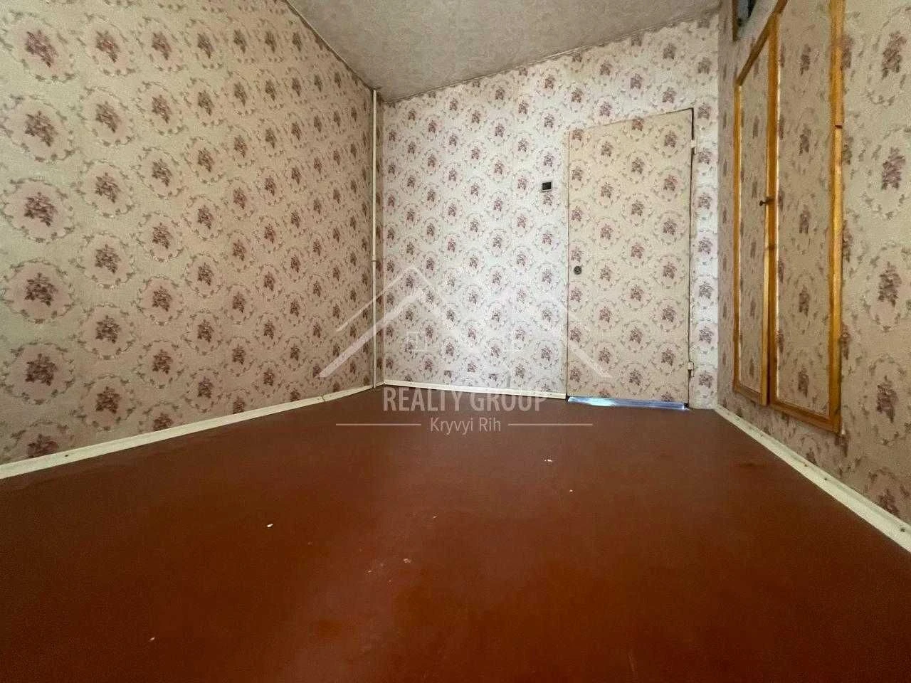 Sale of a 3-room apartment on Sichnoho-1 (Boulevard European)