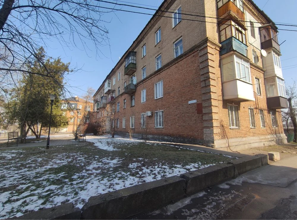 2-room apartment for sale on Surikova Ternovsky