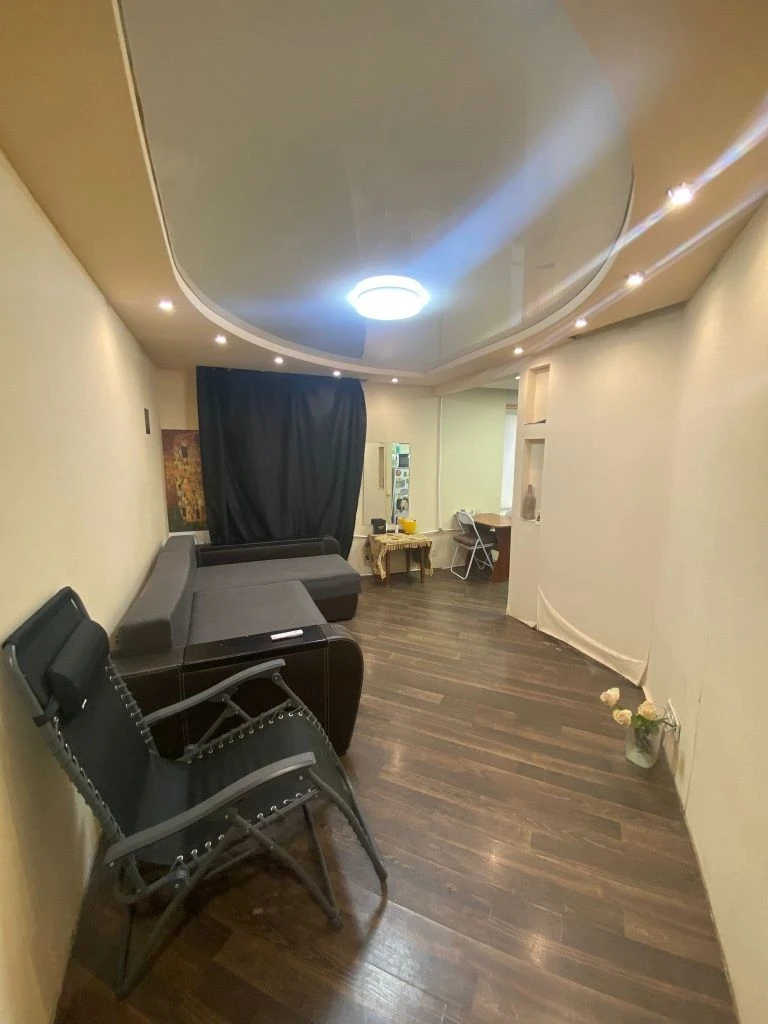 1st floor, 2-room apartment at Yunosty 18 000 $ or 16 000 Euros