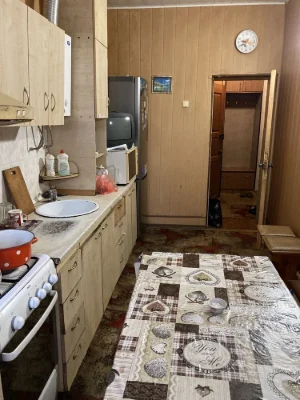 Apartment for sale: 3 rooms, Vesbretskogo-2