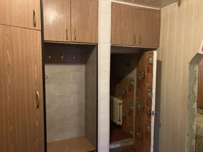 Apartment for sale: 3 rooms, Vesbretskogo-2