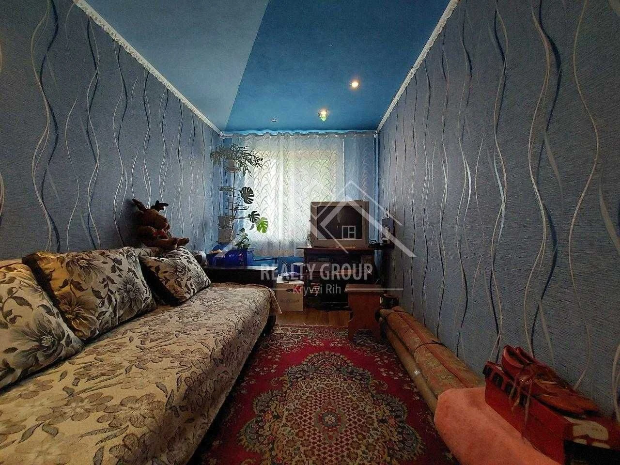 Sale of a 3-room apartment in the Metelurgichnyi district on вул. V. Mateuswicha
