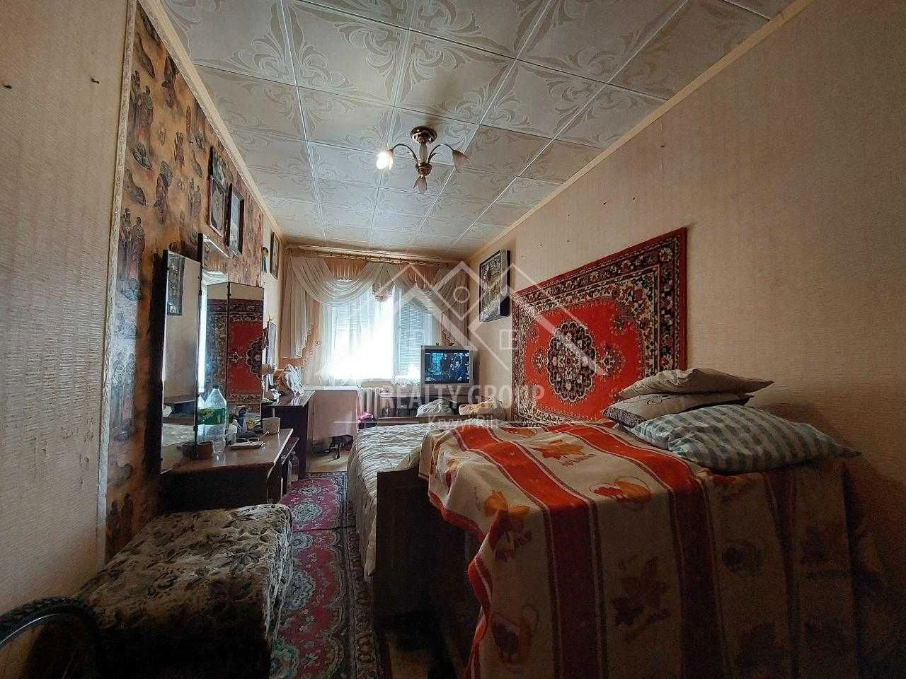 Sale of a 3-room apartment in the Metelurgichnyi district on вул. V. Mateuswicha