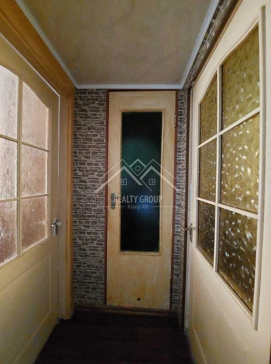 Sale of a 3-room apartment in the Metelurgichnyi district on вул. V. Mateuswicha
