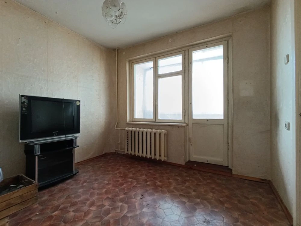Трехкомнатная квартира, Развилка