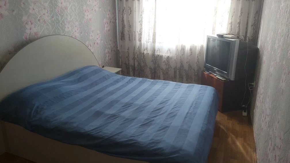 2 ком по ул. Костенко, Соцгород