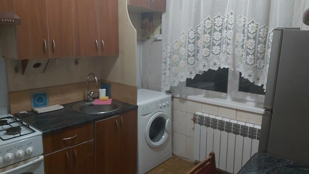 2 ком по ул. Костенко, Соцгород
