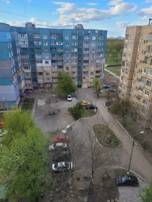 Продам 3-х комнатную квартиру, район Ласточка. Торг