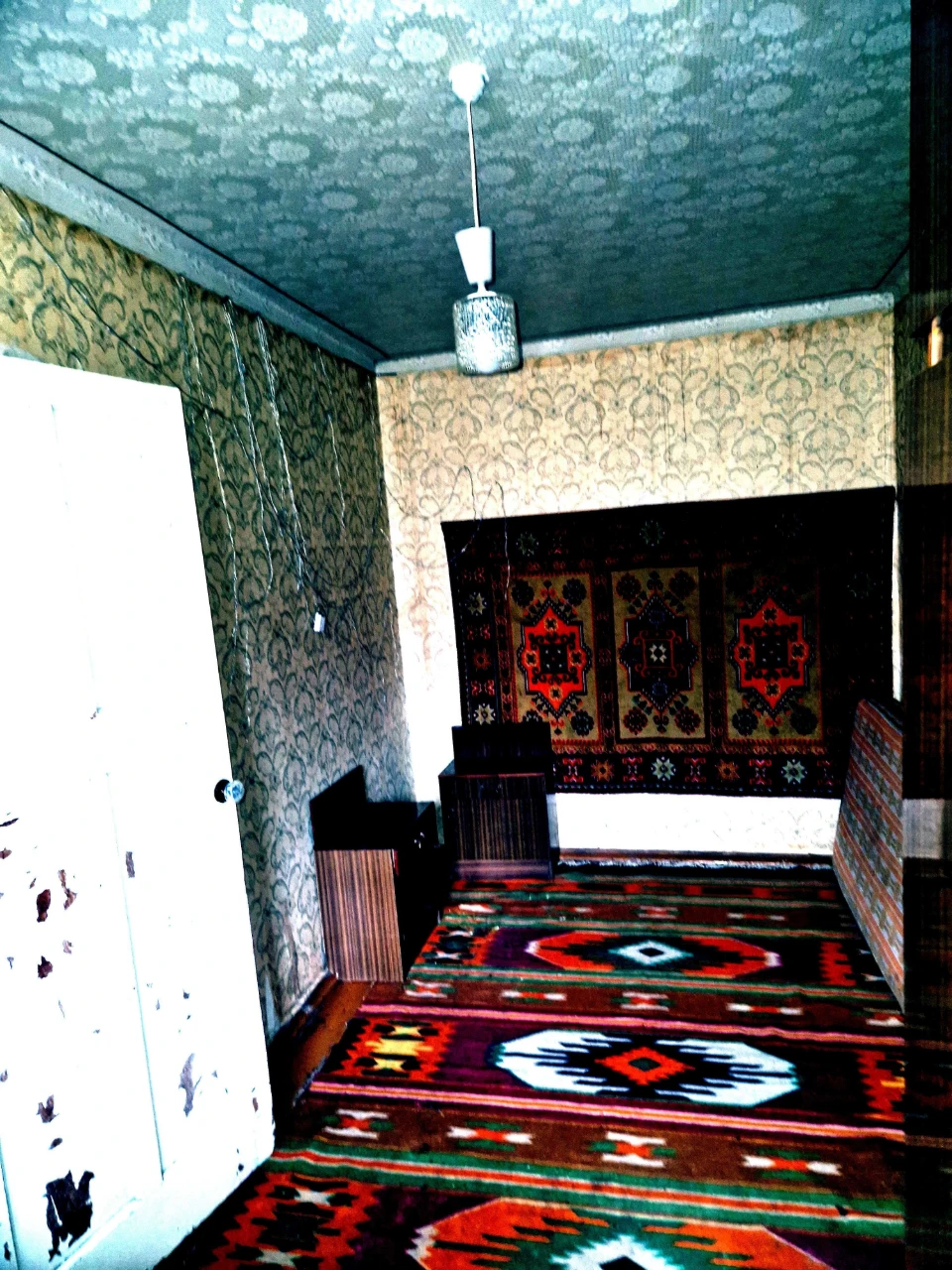 For Sale: 3-bedroom apartment in Kryvyi Rih, Inhulets. Owner