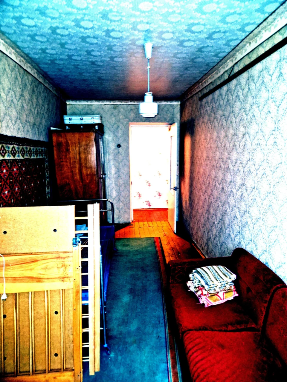 For Sale: 3-bedroom apartment in Kryvyi Rih, Inhulets. Owner