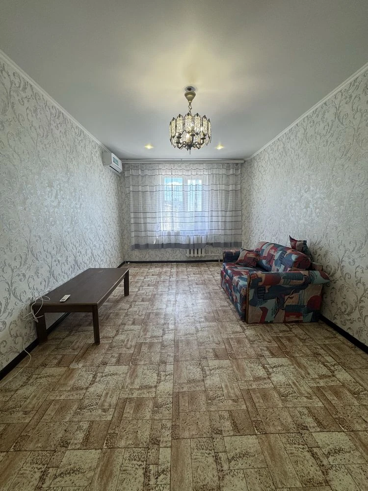 Sale of a 3-room apartment, in the Saksaqanskom district (municipality of Gornjatski)