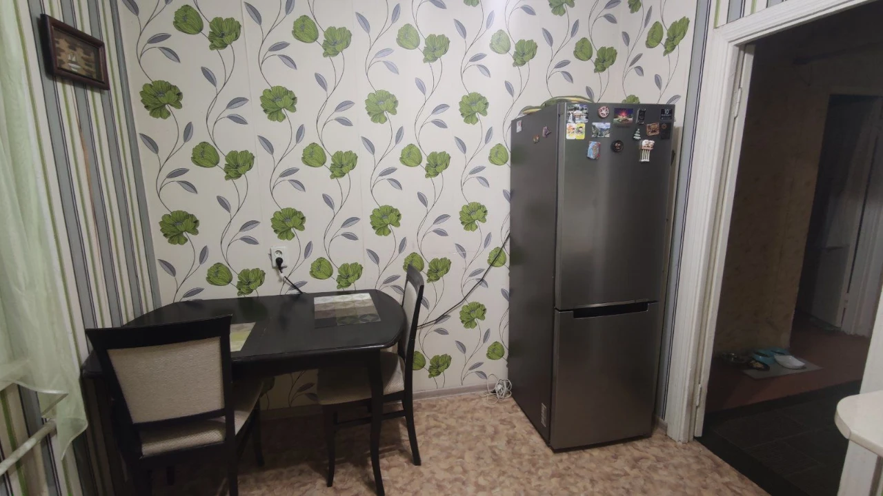 Продам 4х.ком кв.Восточный 2, аины 19, 6/9, р-н "Варус