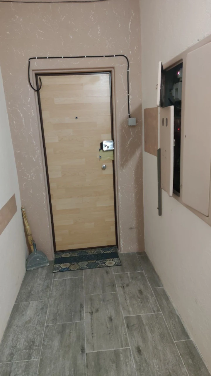Продам 4х.ком кв.Восточный 2, аины 19, 6/9, р-н "Варус