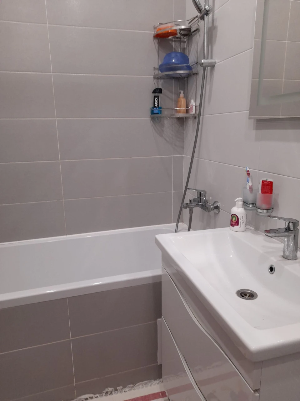 3-room apartment on Post Office Street with a garage.