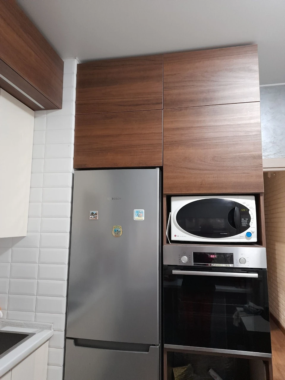 3-room apartment on Post Office Street with a garage.