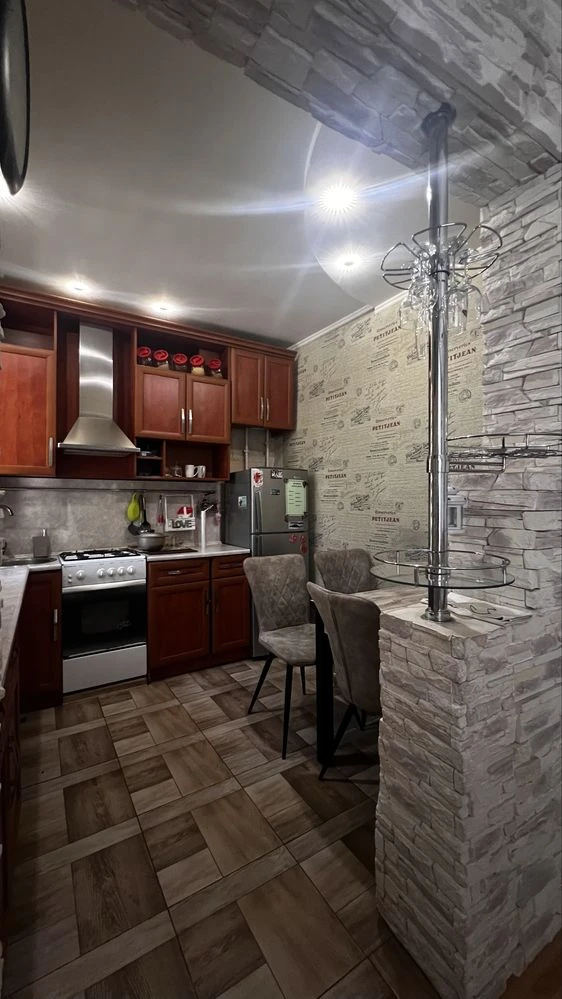 Продам 3х.ком.квартиру ул.В.Гурова,Восход