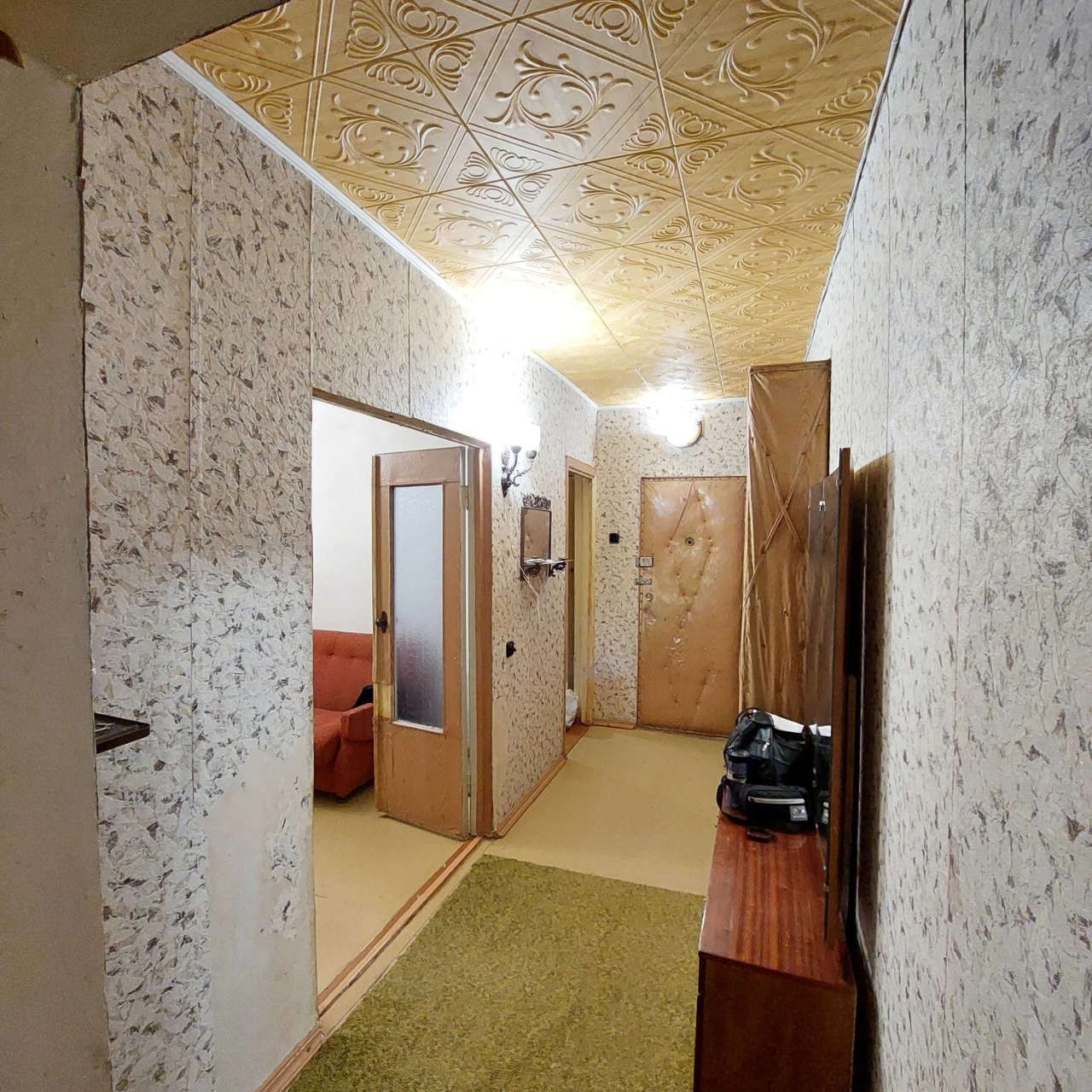 Продаж 3-кімнатній квартири в Центрально міському р-ні, 3/9