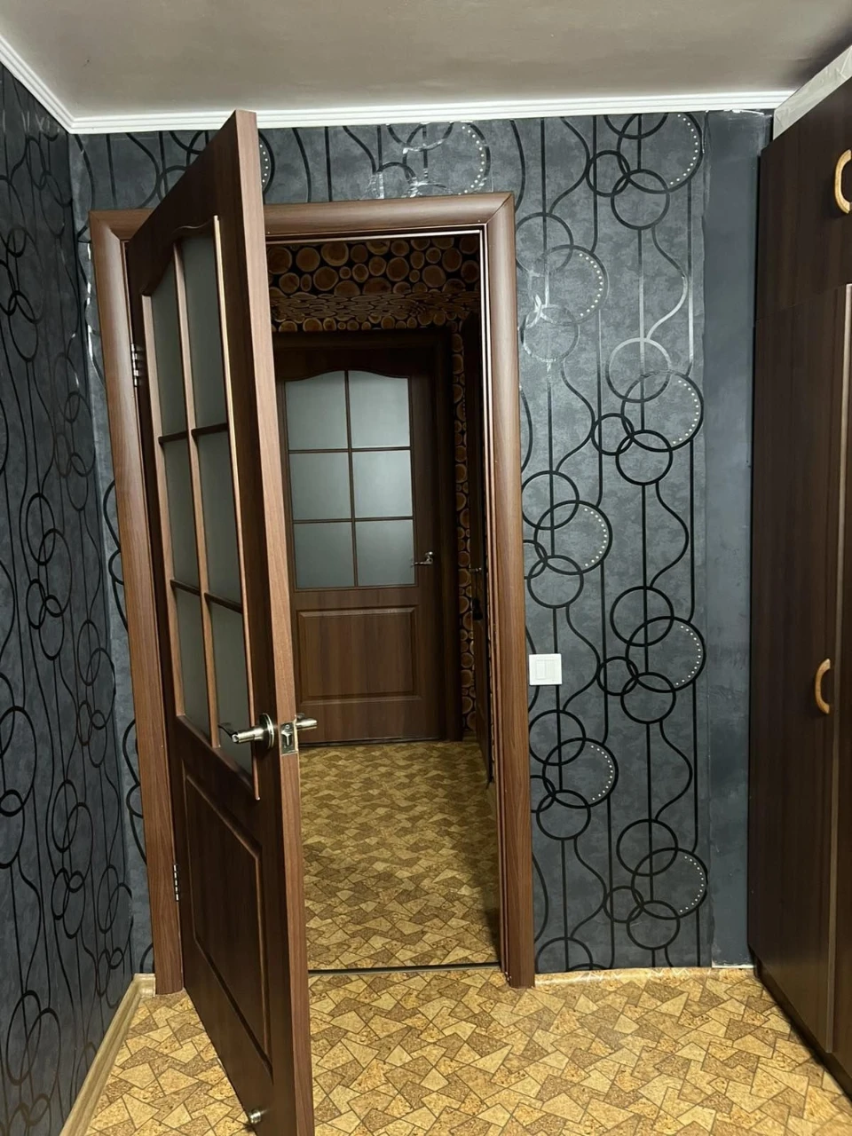 Apartment for sale, 3 rooms, Mirovich Street 7