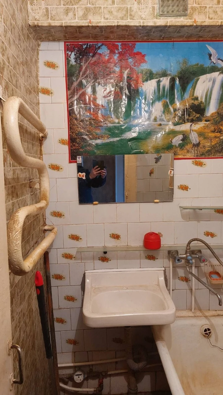 Three-bedroom apartment on Karbyshev Street 9