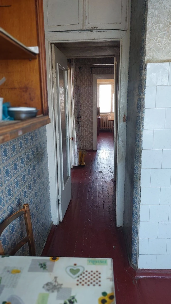 Three-bedroom apartment on Karbyshev Street 9