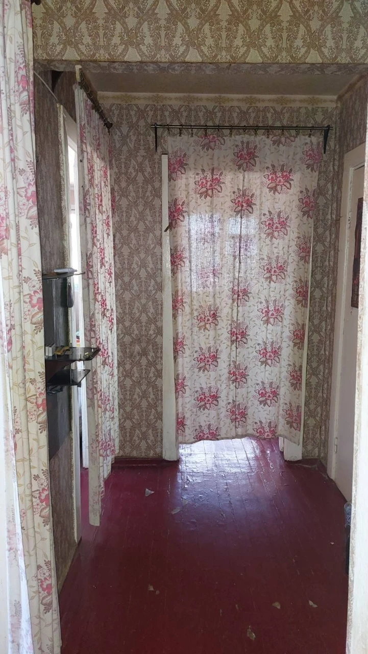 Three-bedroom apartment on Karbyshev Street 9