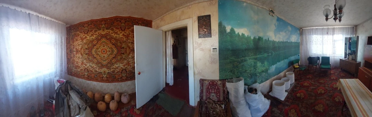 Three-bedroom apartment on Karbyshev Street 9