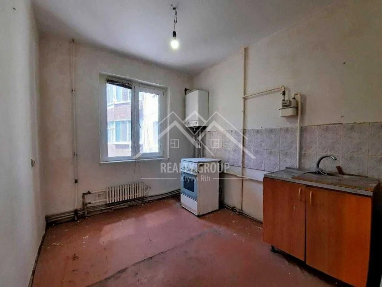 For Sale: 3-room apartment with independent heating