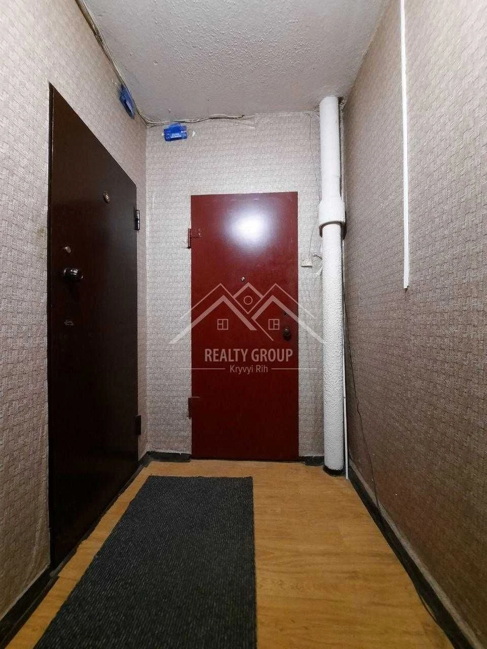 Продається 3-кімнатна квартира покращеного планування з автономним опаленням